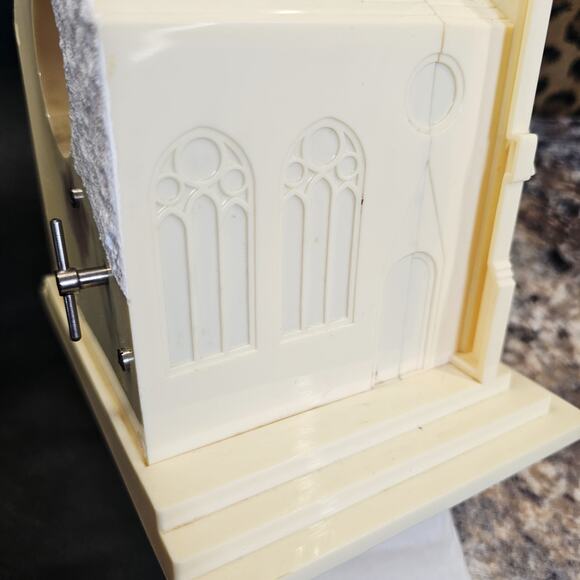 Vintage 1950s Raylite Illuminated Lighted Music Box Christmas Cathedral Church - Picture 5 of 11